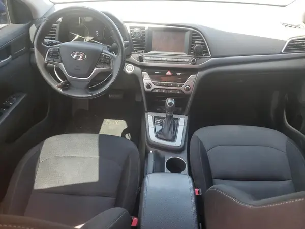 KMHD84LF3HU246946 2017 HYUNDAI ELANTRA - Image 8