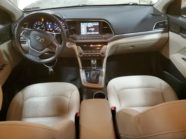 KMHD84LF3HU250561 2017 HYUNDAI ELANTRA - Image 8