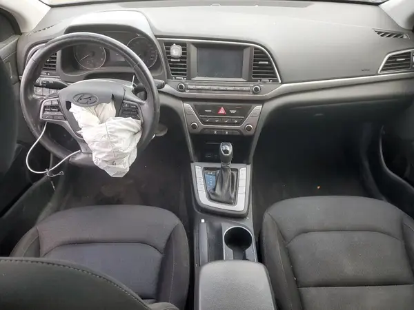 KMHD84LF3HU253797 2017 HYUNDAI ELANTRA - Image 8