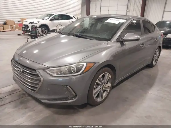KMHD84LF3HU263259 2017 HYUNDAI ELANTRA - Image 2