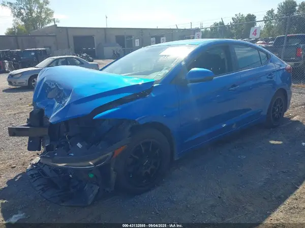 KMHD84LF3HU274617 2017 HYUNDAI ELANTRA - Image 2