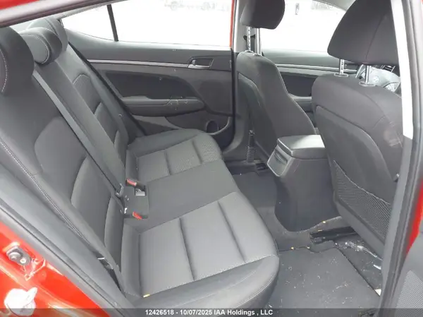 KMHD84LF3HU300388 2017 HYUNDAI ELANTRA - Image 8