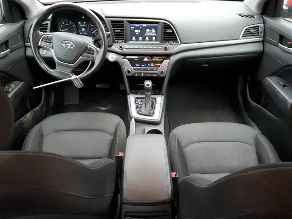 KMHD84LF3HU300973 2017 HYUNDAI ELANTRA - Image 8