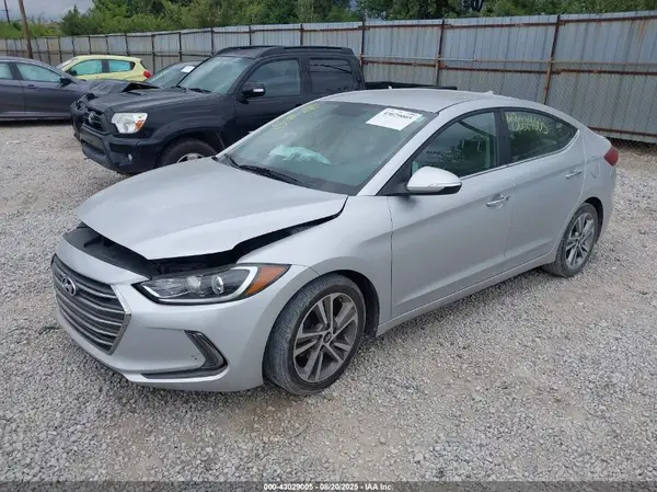 KMHD84LF3HU317921 2017 HYUNDAI ELANTRA - Image 2