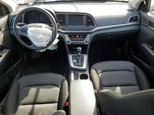 KMHD84LF3HU332872 2017 HYUNDAI ELANTRA - Image 8