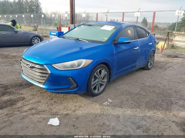 KMHD84LF3HU358629 2017 HYUNDAI ELANTRA - Image 2