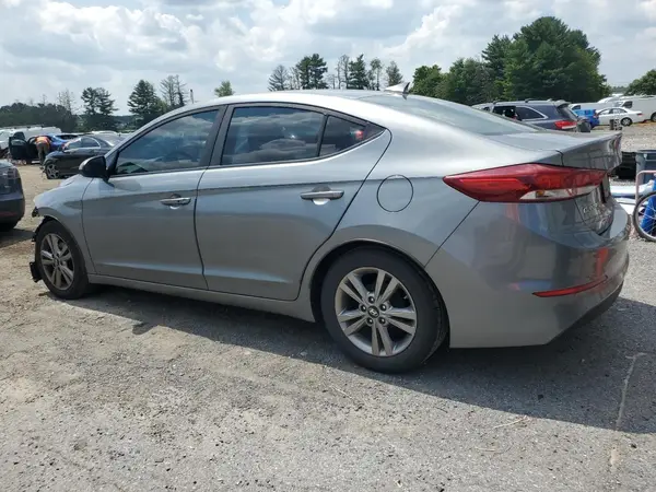 KMHD84LF3HU379965 2017 HYUNDAI ELANTRA - Image 2
