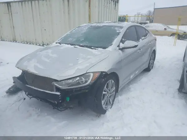KMHD84LF3HU380033 2017 HYUNDAI ELANTRA - Image 2