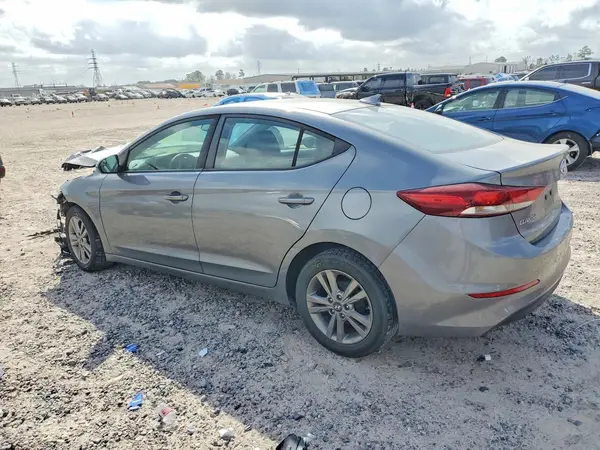 KMHD84LF3HU381425 2017 HYUNDAI ELANTRA - Image 2