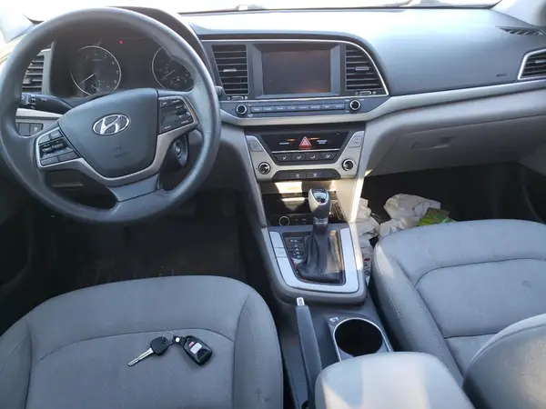 KMHD84LF3HU382610 2017 HYUNDAI ELANTRA - Image 8
