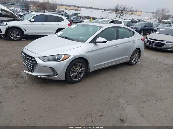 KMHD84LF3HU384826 2017 HYUNDAI ELANTRA - Image 2