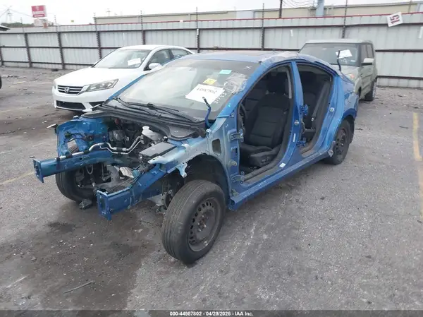 KMHD84LF3HU395311 2017 HYUNDAI ELANTRA - Image 2