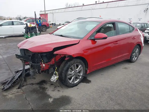 KMHD84LF3HU397026 2017 HYUNDAI ELANTRA - Image 2