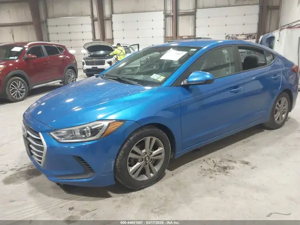 KMHD84LF3HU405965 2017 HYUNDAI ELANTRA - Image 2