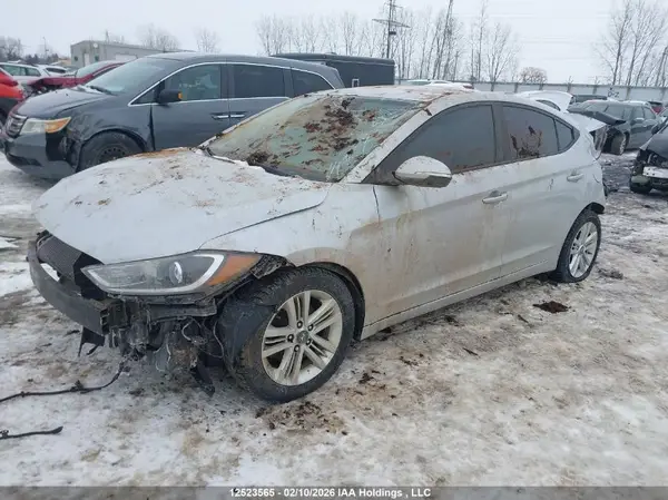 KMHD84LF3HU421308 2017 HYUNDAI ELANTRA - Image 2