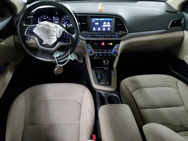 KMHD84LF3HU422751 2017 HYUNDAI ELANTRA - Image 8