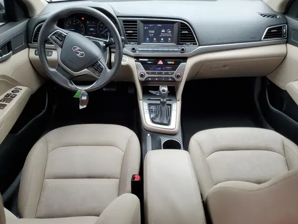 KMHD84LF3HU427061 2017 HYUNDAI ELANTRA - Image 8