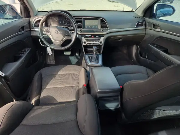 KMHD84LF3JU446926 2018 HYUNDAI ELANTRA - Image 8