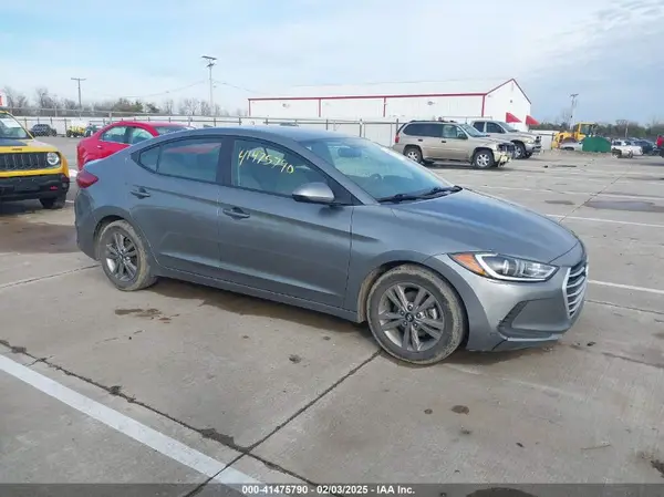 KMHD84LF3JU451639 2018 HYUNDAI ELANTRA - Image 1