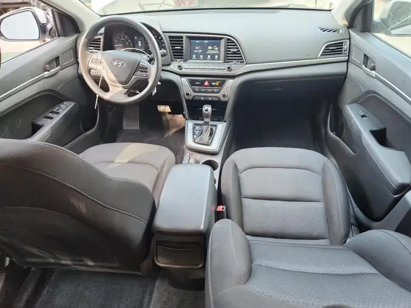 KMHD84LF3JU467131 2018 HYUNDAI ELANTRA - Image 8