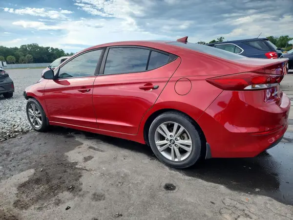 KMHD84LF3JU472782 2018 HYUNDAI ELANTRA - Image 2
