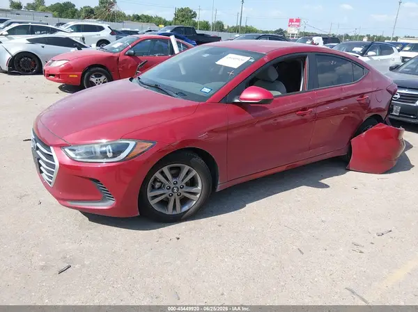 KMHD84LF3JU475021 2018 HYUNDAI ELANTRA - Image 2
