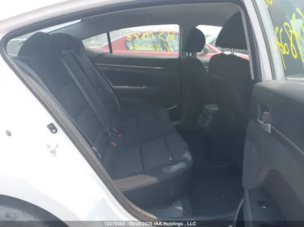 KMHD84LF3JU478274 2018 HYUNDAI ELANTRA - Image 8