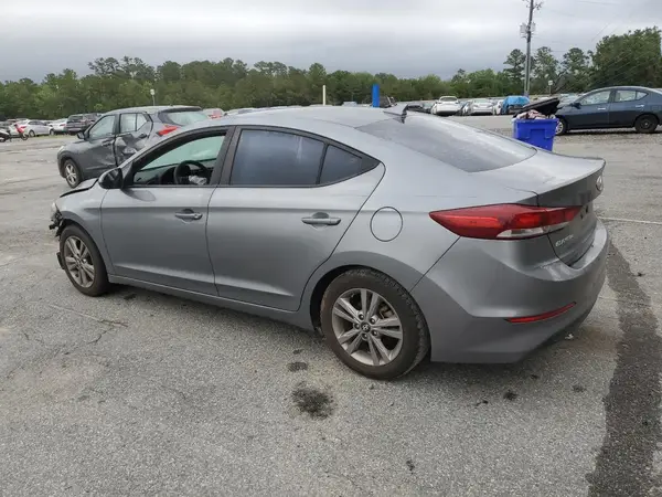 KMHD84LF3JU478288 2018 HYUNDAI ELANTRA - Image 2
