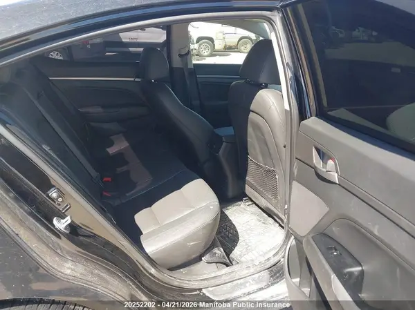 KMHD84LF3JU485466 2018 HYUNDAI ELANTRA - Image 8
