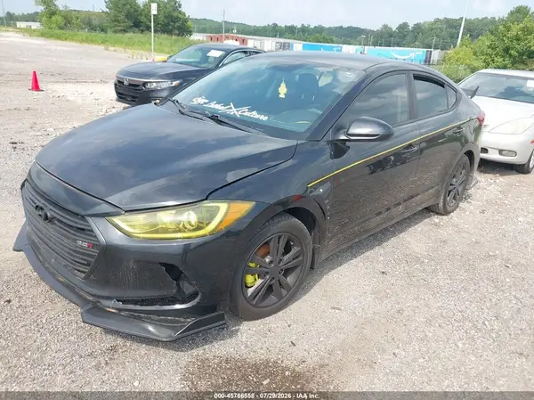 KMHD84LF3JU491039 2018 HYUNDAI ELANTRA - Image 2