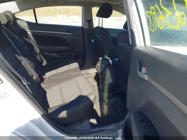 KMHD84LF3JU499495 2018 HYUNDAI ELANTRA - Image 8