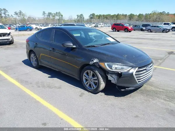 KMHD84LF3JU501858 2018 HYUNDAI ELANTRA - Image 1