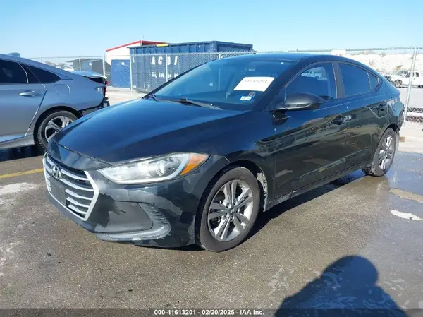 KMHD84LF3JU504159 2018 HYUNDAI ELANTRA - Image 2