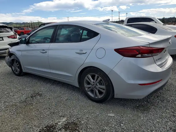 KMHD84LF3JU512505 2018 HYUNDAI ELANTRA - Image 2