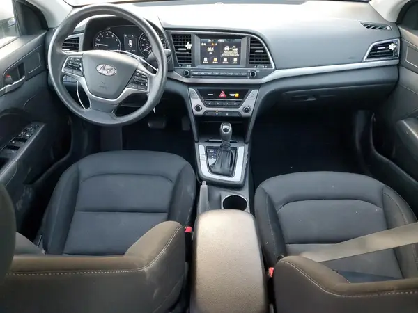 KMHD84LF3JU520555 2018 HYUNDAI ELANTRA - Image 8