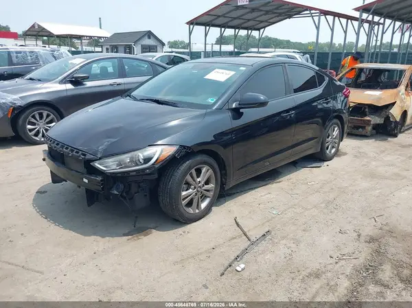 KMHD84LF3JU525139 2018 HYUNDAI ELANTRA - Image 2