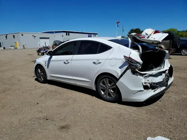 KMHD84LF3JU529028 2018 HYUNDAI ELANTRA - Image 2