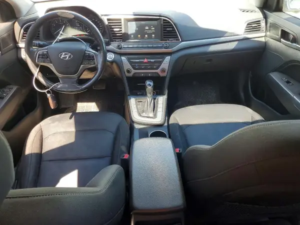 KMHD84LF3JU529028 2018 HYUNDAI ELANTRA - Image 8