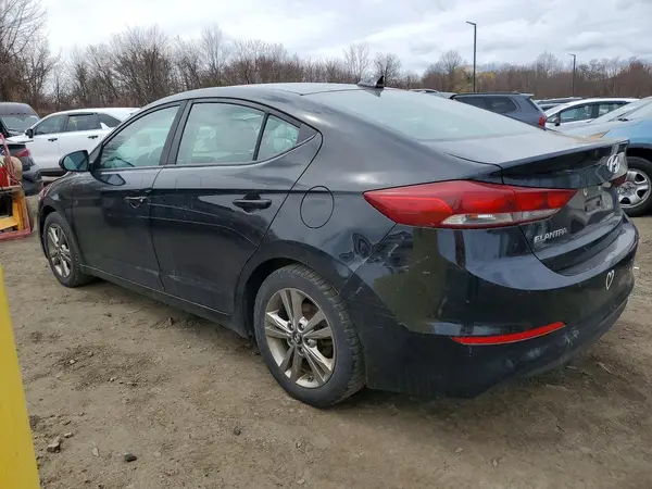 KMHD84LF3JU543432 2018 HYUNDAI ELANTRA - Image 2