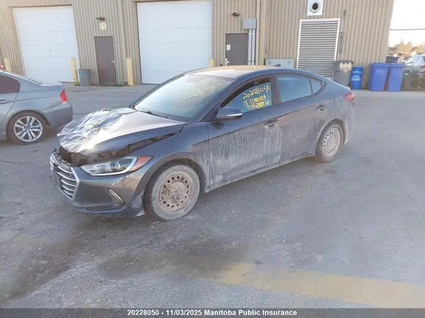 KMHD84LF3JU552521 2018 HYUNDAI ELANTRA - Image 2