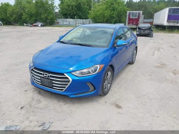 KMHD84LF3JU568864 2018 HYUNDAI ELANTRA - Image 2