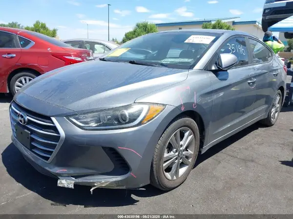 KMHD84LF3JU590248 2018 HYUNDAI ELANTRA - Image 2