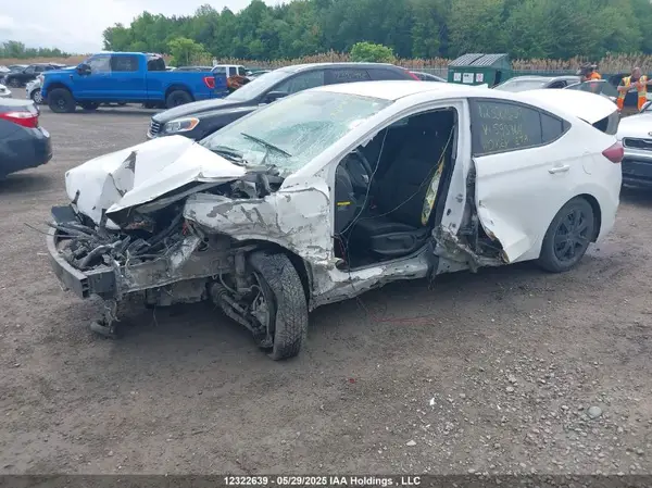 KMHD84LF3JU593764 2018 HYUNDAI ELANTRA - Image 2