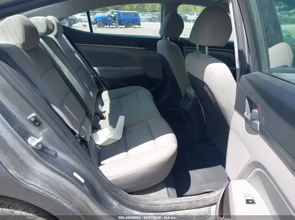 KMHD84LF3JU595269 2018 HYUNDAI ELANTRA - Image 8