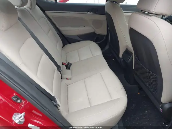 KMHD84LF3JU600311 2018 HYUNDAI ELANTRA - Image 8