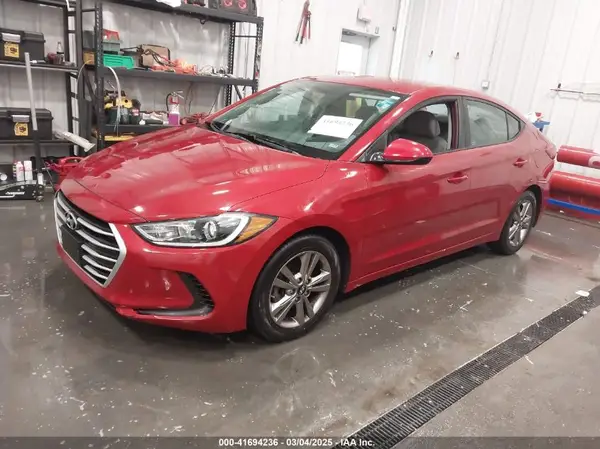 KMHD84LF3JU608148 2018 HYUNDAI ELANTRA - Image 2