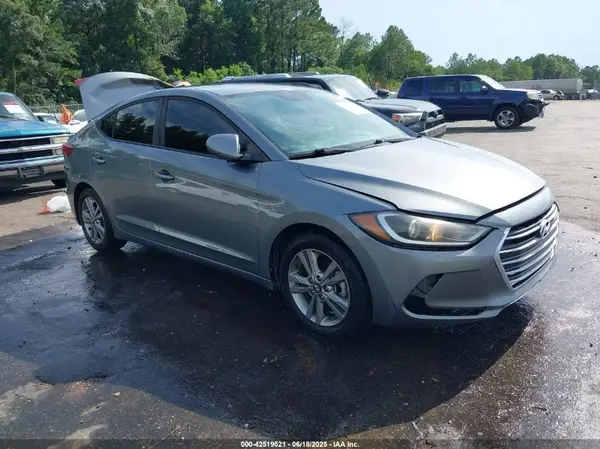 KMHD84LF3JU609719 2018 HYUNDAI ELANTRA - Image 1
