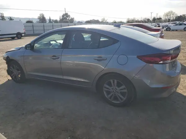 KMHD84LF3JU610241 2018 HYUNDAI ELANTRA - Image 2