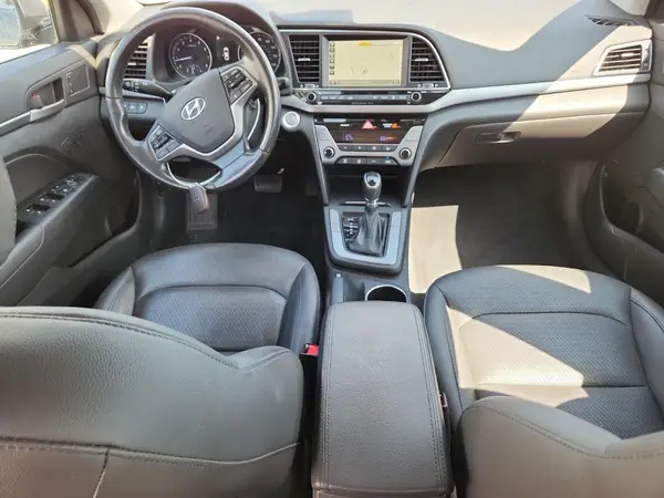 KMHD84LF3JU610708 2018 HYUNDAI ELANTRA - Image 8