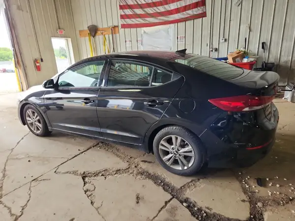 KMHD84LF3JU611552 2018 HYUNDAI ELANTRA - Image 2